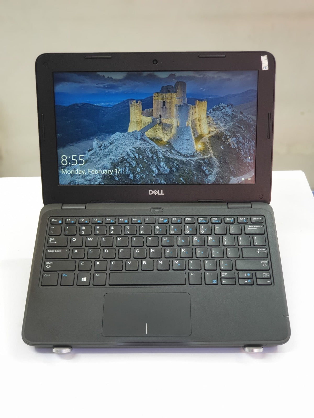DELL Latitude 3190